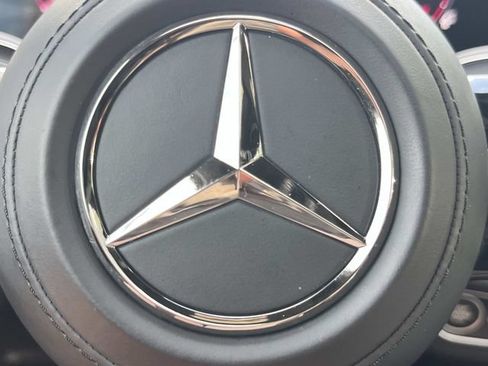 Used 2025 Mercedes-Benz GLS 450 4MATIC image 38