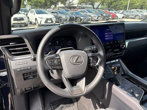 Certified 2025 Lexus GX 550 w/ Accessory Package (Z1) AWD/4WD image 14