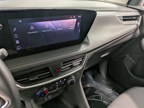 Used 2024 Buick Encore GX Preferred image 10