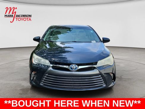 Used 2015 Toyota Camry XLE FWD image 2