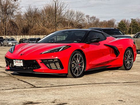 Used 2024 Chevrolet Corvette Stingray Preferred Conv image 3