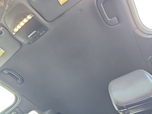 Used 2022 Mercedes-Benz GLC 300 image 36