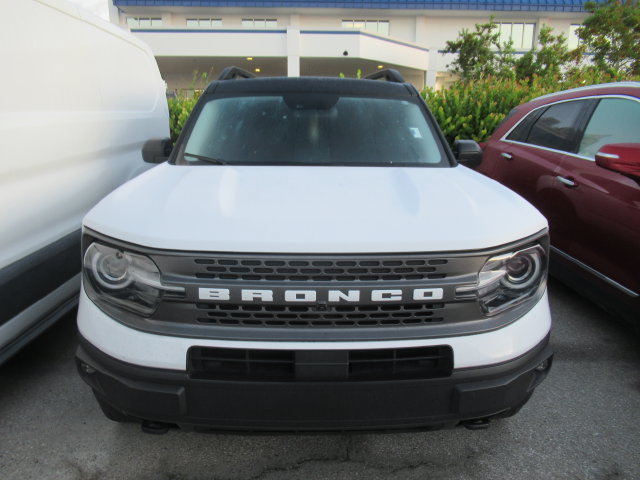 Certified 2024 Ford Bronco Sport Badlands w/ Premium Package AWD/4WD image 2