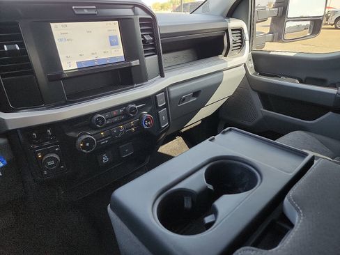 Used 2025 Ford F250 XL w/ STX Appearance Package AWD/4WD image 20