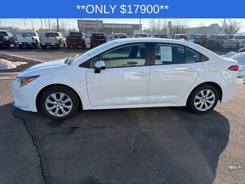 Used 2024 Toyota Corolla LE image 6