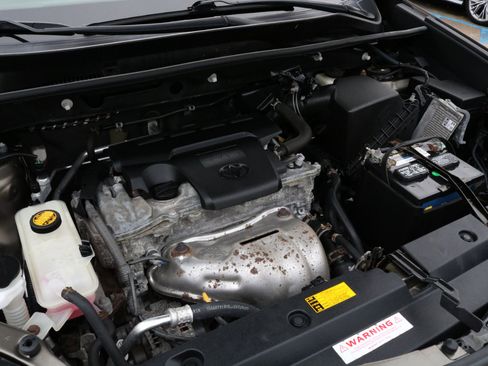 Used 2015 Toyota RAV4 XLE image 47