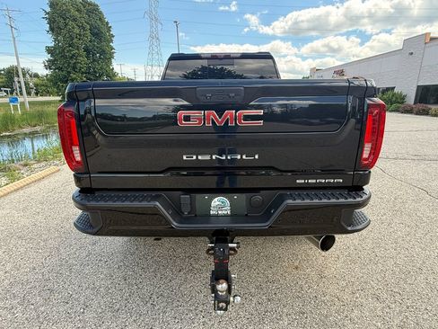 Used 2021 GMC Sierra 3500 Denali w/ Denali Ultimate Package AWD/4WD image 5