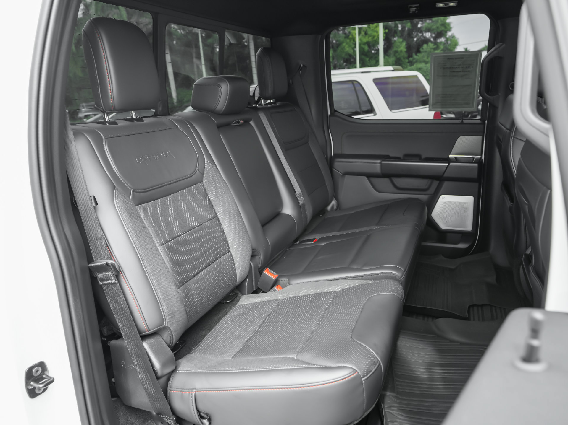 Used 2025 Ford F150 Raptor AWD/4WD image 8