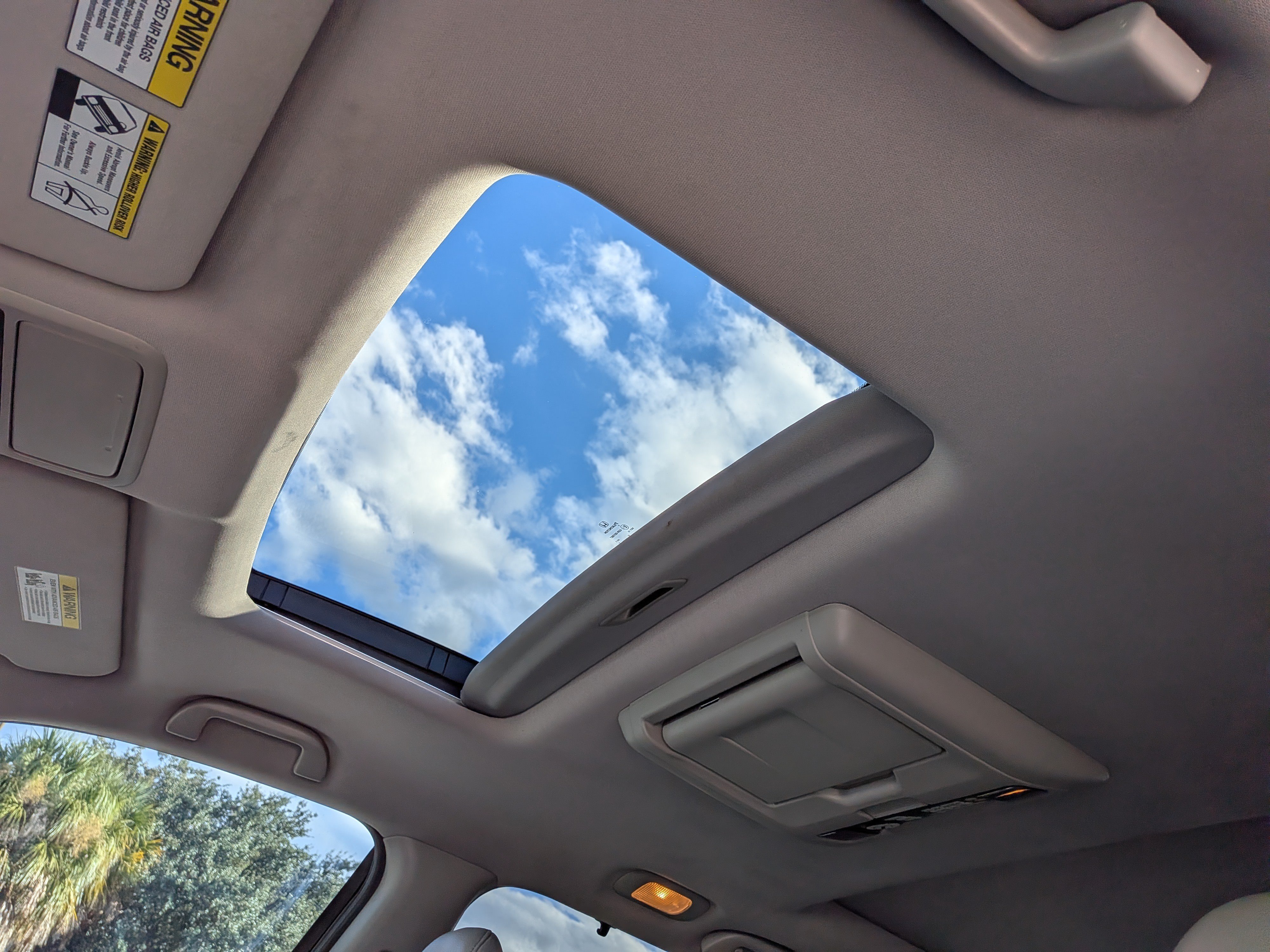 Used 2016 Honda Pilot Elite image 25