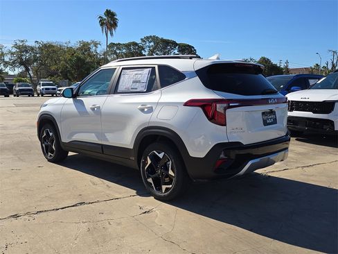 New 2026 Kia Seltos EX image 6