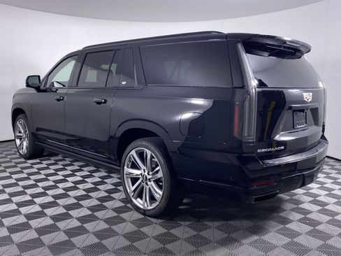 New 2026 Cadillac Escalade ESV Sport w/ Touring Package AWD/4WD image 20