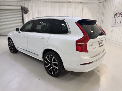 Used 2025 Volvo XC90 B5 Plus w/ Protection Package Premier AWD/4WD image 27