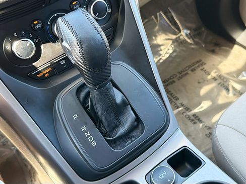 Used 2016 Ford Escape SE image 26