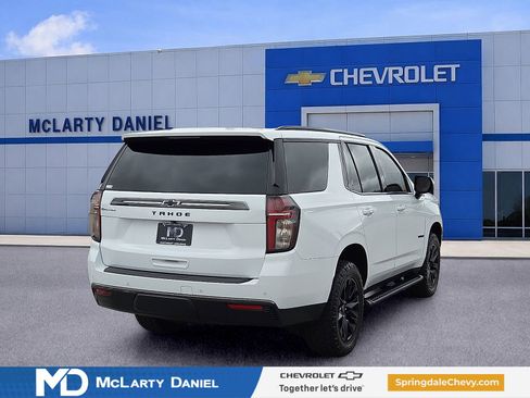 Used 2022 Chevrolet Tahoe Z71 w/ Z71 Off-Road Package AWD/4WD image 5