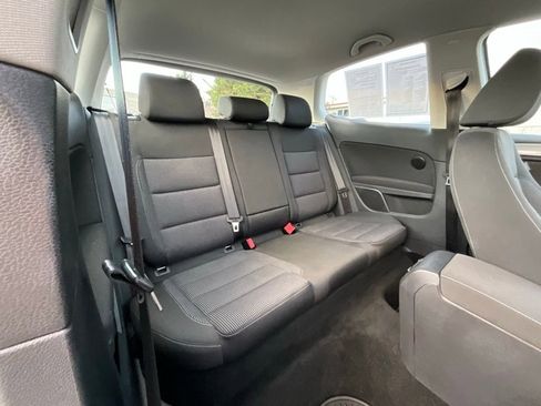 Used 2013 Volkswagen Golf TDI image 14