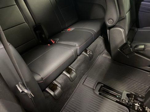 New 2026 Chevrolet Traverse Z71 w/ Driver Confidence Package image 20