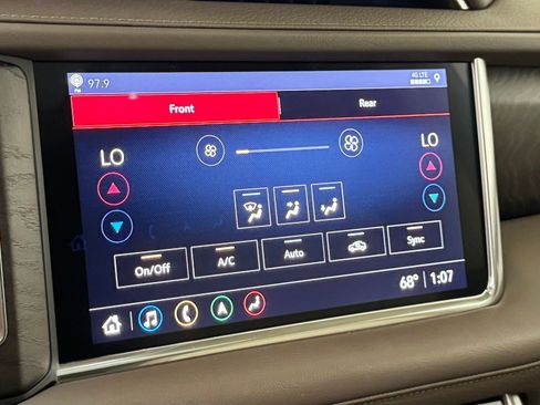 Used 2021 GMC Yukon Denali image 32