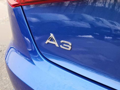 Used 2018 Audi A3 e-tron Prestige image 7