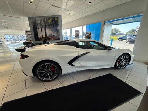 New 2026 Chevrolet Corvette Stingray Premium Conv w/ Z51 Performance Package RWD image 3