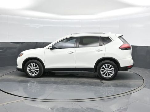 Used 2020 Nissan Rogue SV image 9
