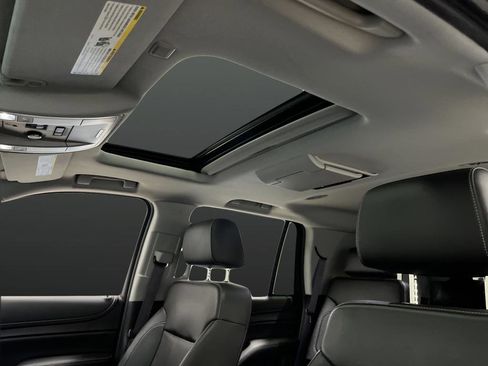 Used 2016 Chevrolet Tahoe LTZ AWD/4WD image 7