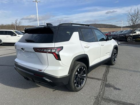 Used 2026 Chevrolet Equinox RS image 7