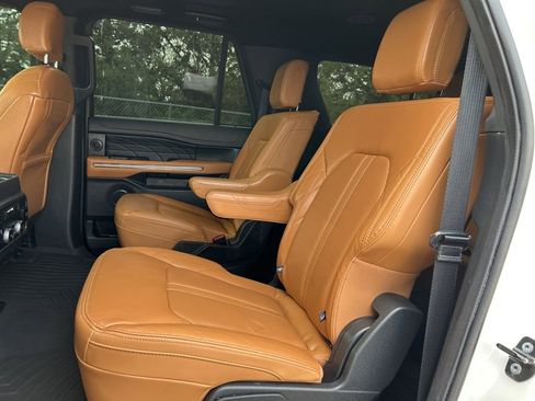 Used 2022 Ford Expedition Max Platinum AWD/4WD image 36