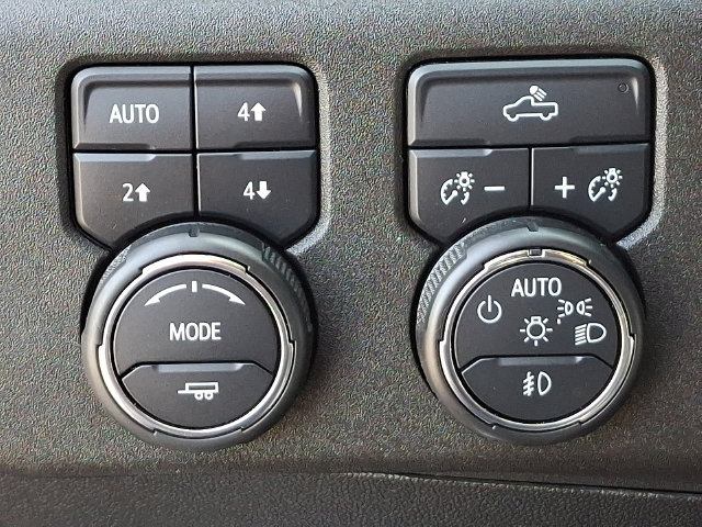 Used 2024 Chevrolet Silverado 1500 RST AWD/4WD image 9
