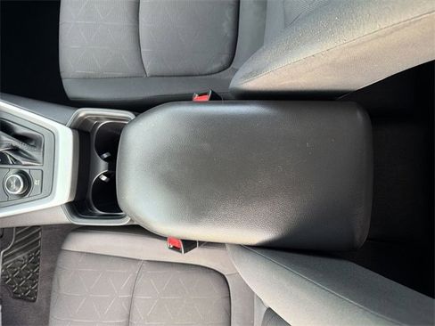 Certified 2019 Toyota RAV4 XLE image 25