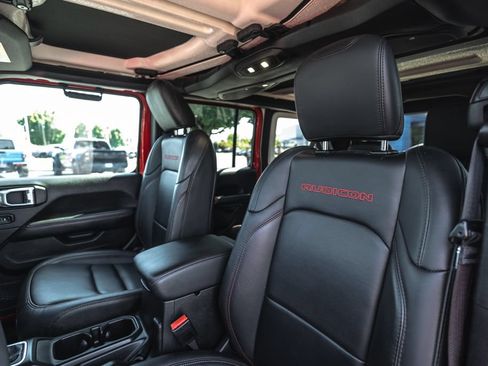 Used 2024 Jeep Wrangler Unlimited Rubicon AWD/4WD image 22