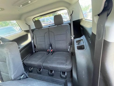 Used 2018 GMC Acadia SLE AWD/4WD image 11