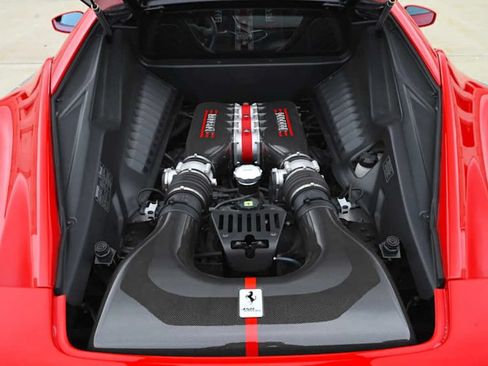 Used 2015 Ferrari 458 Speciale Coupe RWD image 5