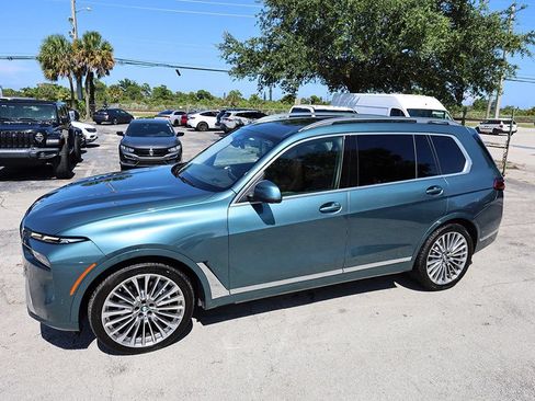 Used 2023 BMW X7 xDrive40i w/ Executive Package AWD/4WD image 55