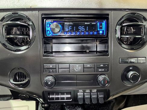 Used 2015 Ford F250 XL AWD/4WD image 19