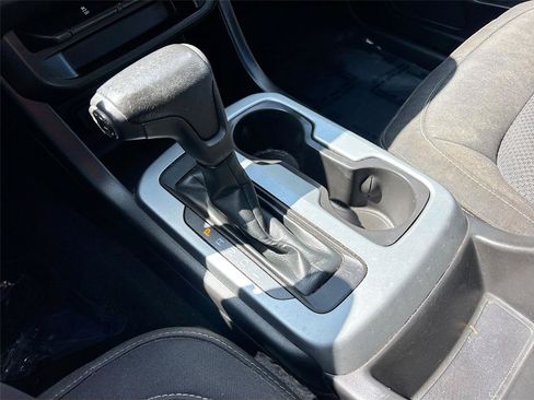 Used 2019 Chevrolet Colorado LT RWD image 16