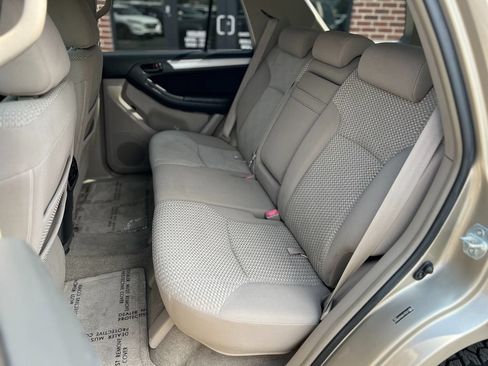 Used 2006 Toyota 4Runner SR5 AWD/4WD image 23