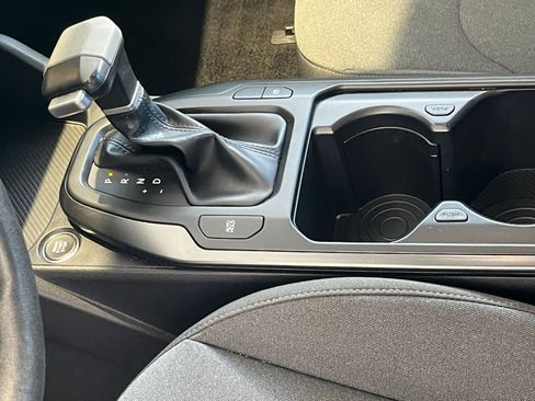 Used 2025 Kia K4 LXS image 42