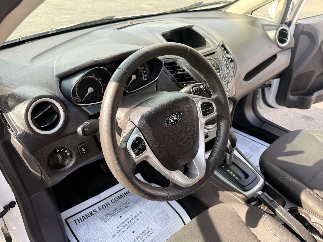 Used 2015 Ford Fiesta SE FWD image 8