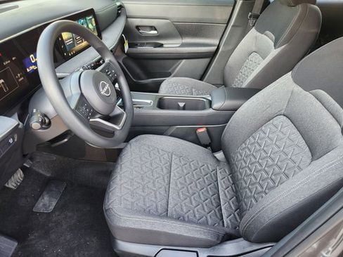 New 2026 Nissan Kicks SV image 9