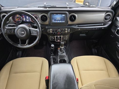 Used 2018 Jeep Wrangler Unlimited Sport S AWD/4WD image 18