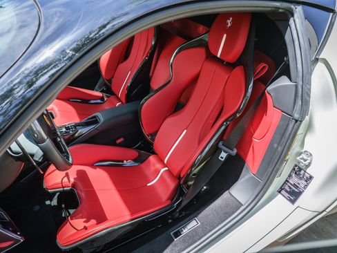 Used 2023 Ferrari SF90 Stradale AWD/4WD image 10