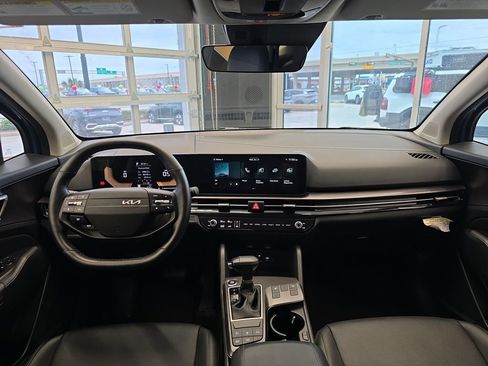 Certified 2026 Kia Sportage EX w/ EX Panorama Roof Package image 18