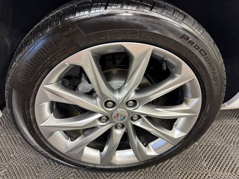 Used 2024 Buick Encore GX Avenir w/ Avenir Technology Package image 22