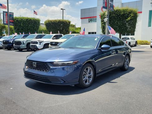 Used 2024 Honda Accord EX image 6