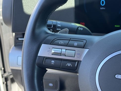 Used 2024 Hyundai Kona SEL image 21