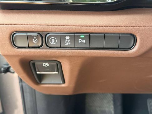 Certified 2023 Acura MDX w/ Technology Package AWD/4WD image 30