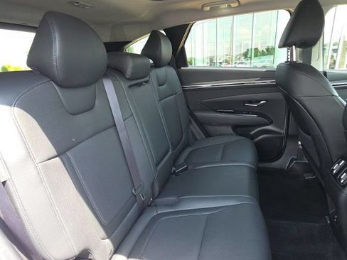 Certified 2024 Hyundai Tucson Limited FWD image 9