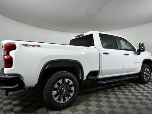 New 2024 Chevrolet Silverado 2500 Custom w/ Custom Value Package image 10