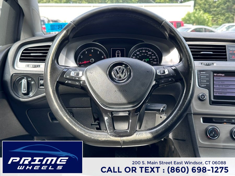 Used 2016 Volkswagen Golf S FWD image 19