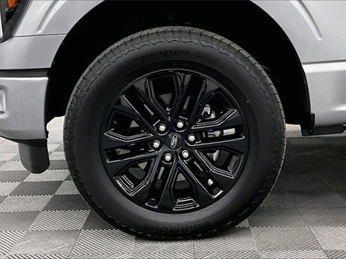 Used 2024 Ford F150 Lariat image 8